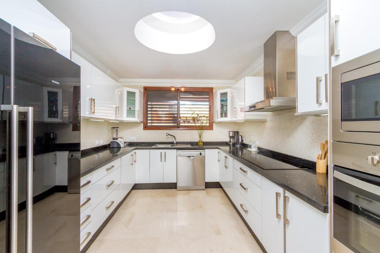Casa Holmston, Duplex Villa With Hot Tub In Anfi Tauro Topaz Mogán エクステリア 写真