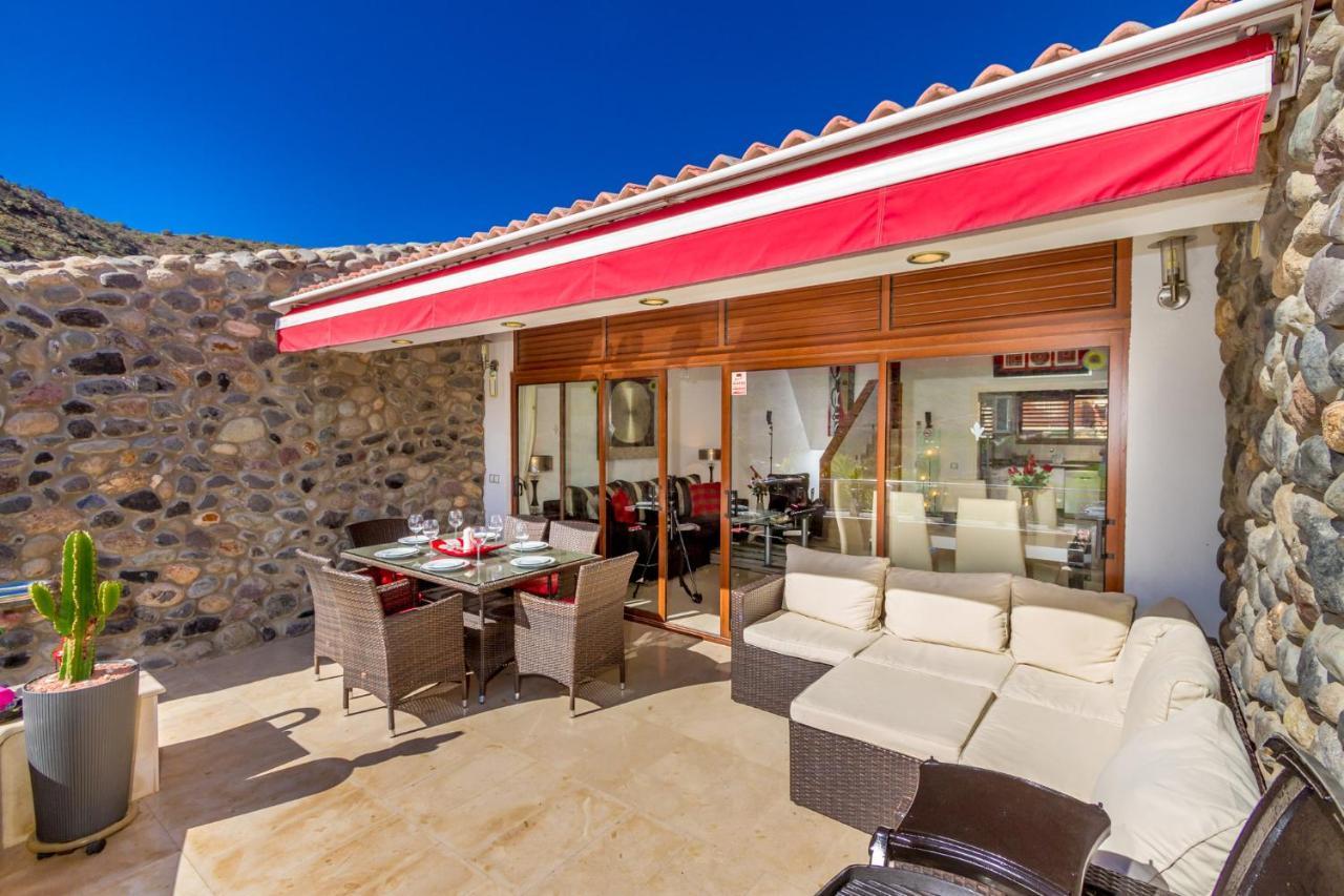Casa Holmston, Duplex Villa With Hot Tub In Anfi Tauro Topaz Mogán エクステリア 写真